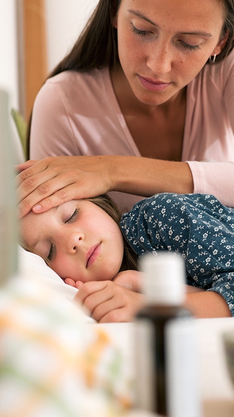 Как родители могут поддерживать здоровье своих детей и бороться с гриппом и простудой